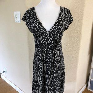 FIGHTING EEL Mini Dress Deep V-Neck Cap Sleeve Med